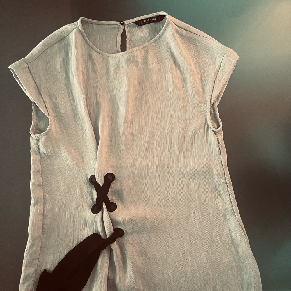 Zara Gorgeous Taupe / Light Beige Textured Blouse👌🏻👌🏻👌🏻